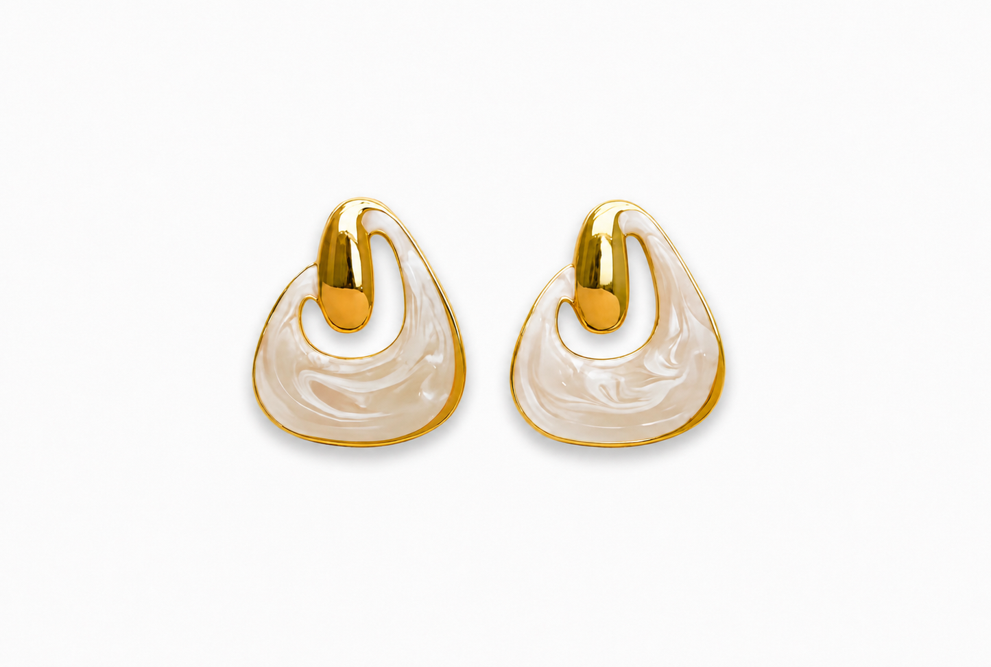 Sabor de Verano White Gold Plated 18K Dangle Earrings
