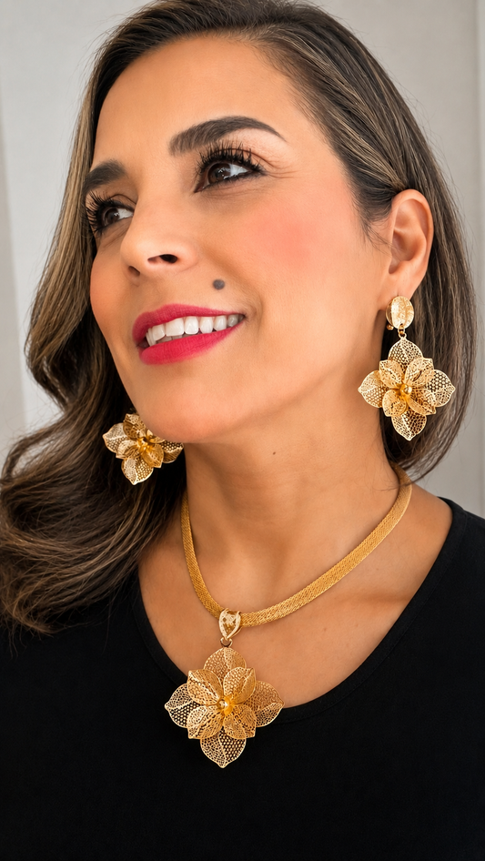 Flower Iron Plating Hollow Out Earring Necklace Set.