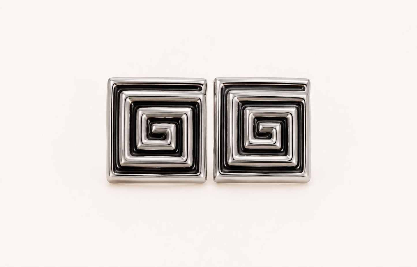 Stainless Steel  Fashionable Stud Earrings.