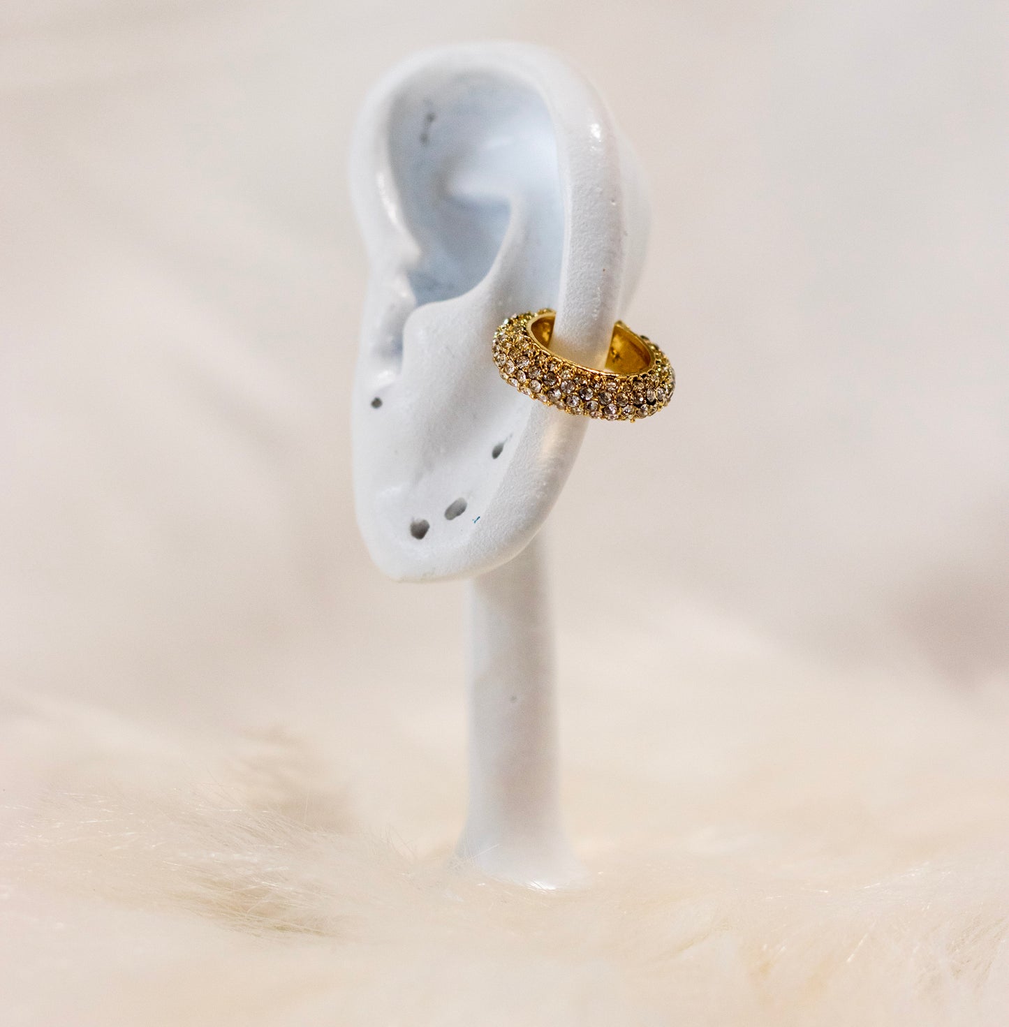 White Gold Alloy Artificial Gemstones Diamond Ear Cuff.