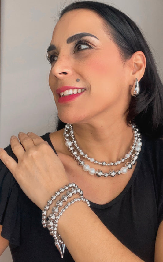 Heart Shape Artificial Pearl, Alloy Necklaces, and Teardrop Earrings Set.